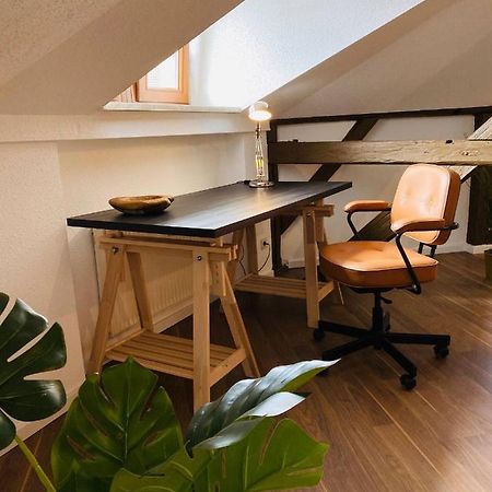 Yourfavoritebed Designapartment Im Zentrum 10 Цвиккау Экстерьер фото